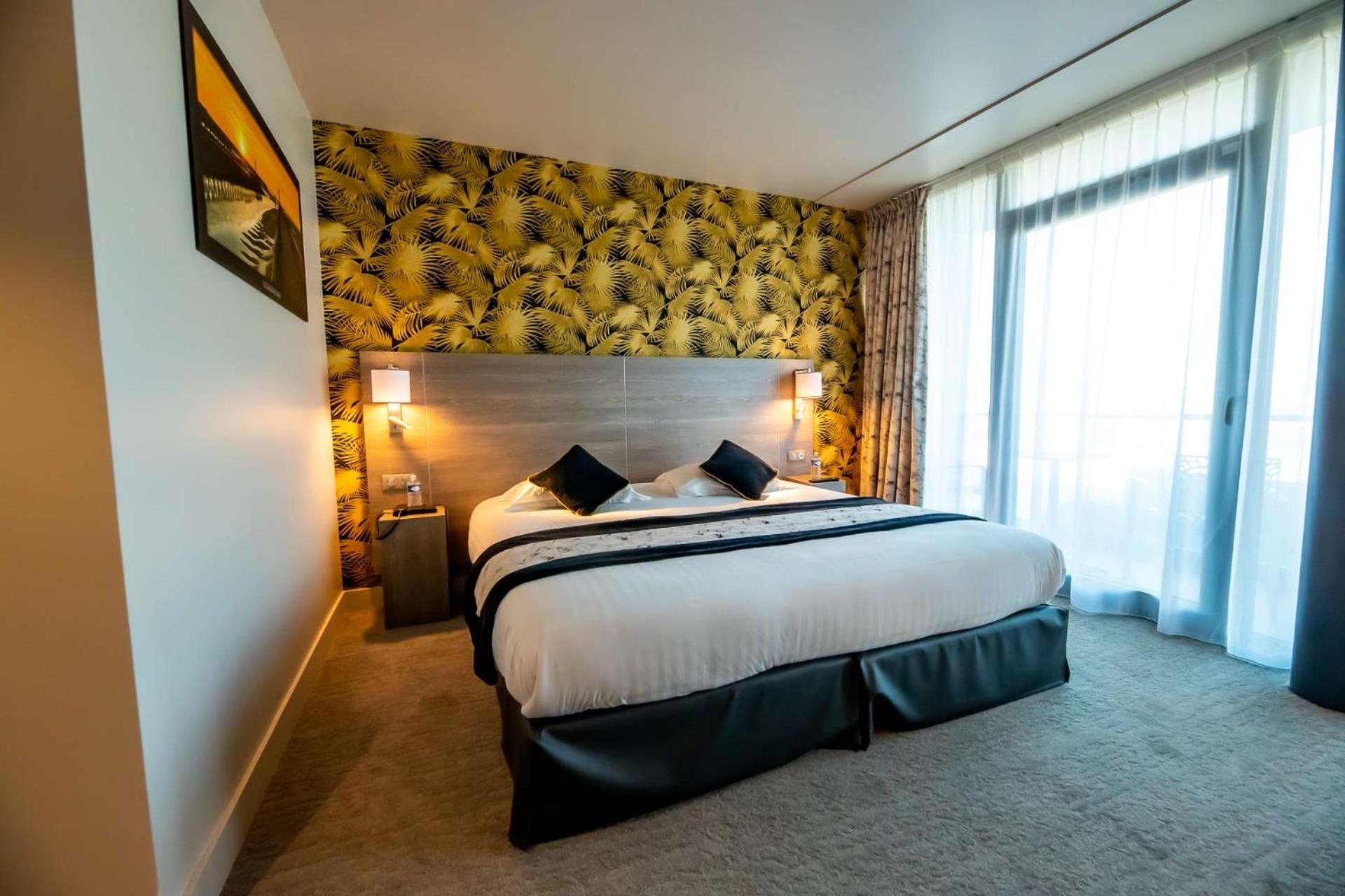 Western Eden 3*